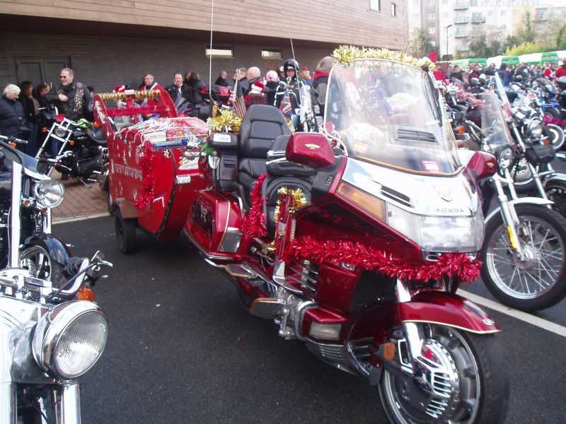 [PC121108.jpg]