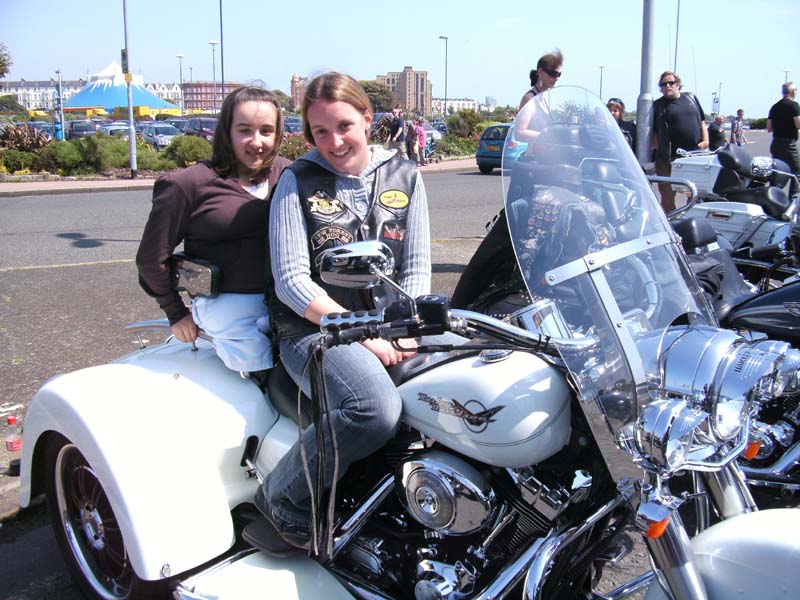[PICT0069002.jpg]