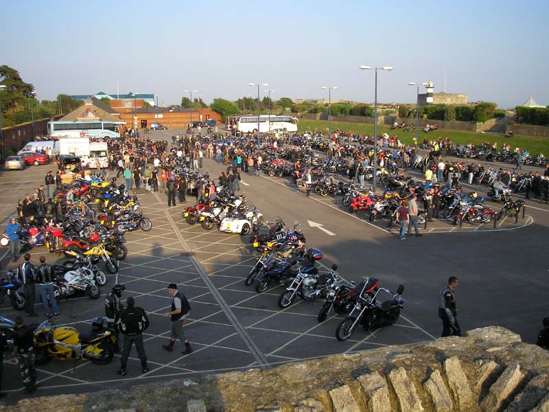 [bike night june 007.jpg]