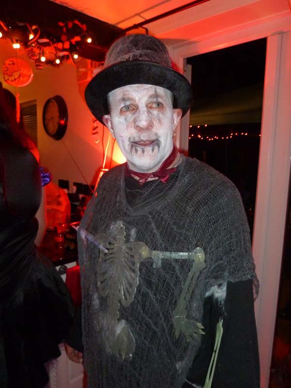 [Halloween004.jpg]