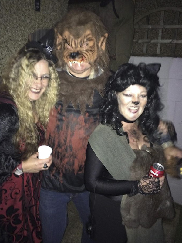 [Halloween_01.JPG]
