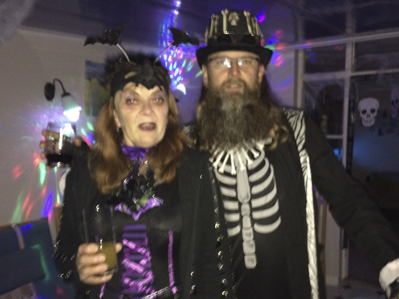 [Halloween_09.JPG]
